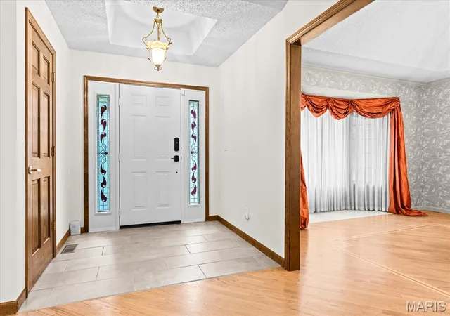 Photo 4 of Single family home for sale at 106 Suzanne Ct, Edwardsville, IL 62025 | MLS# MIS26033044 | Listing updated on 2026-10-05
