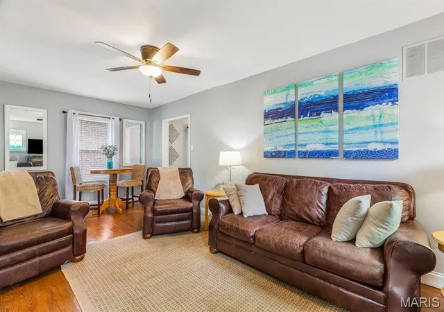 Photo 3 of Single family home for sale at 2310 Benton St, Granite City, IL 62040 | MLS# MIS26033235 | Listing updated on 2026-10-23