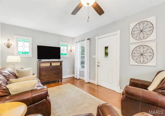 Photo 4 of Single family home for sale at 2310 Benton St, Granite City, IL 62040 | MLS# MIS26033235 | Listing updated on 2026-10-23