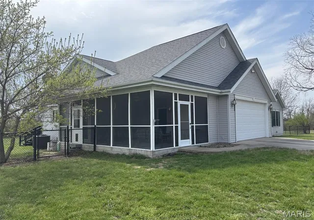 Photo 2 of Single family home for sale at 15656 Audrain Rd 923, Mexico, MO 65265 | MLS# MIS26033443 | Listing updated on 2026-09-24