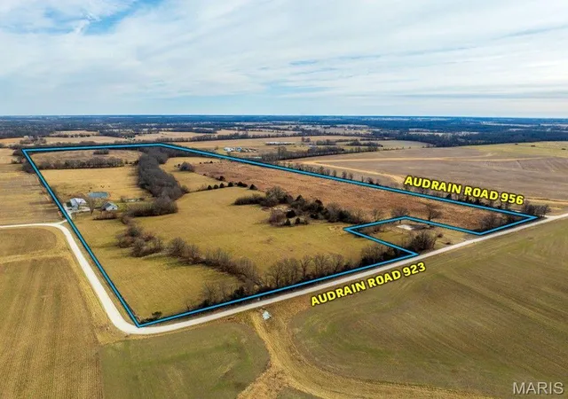 Photo 3 of Single family home for sale at 15656 Audrain Rd 923, Mexico, MO 65265 | MLS# MIS26033443 | Listing updated on 2026-09-24