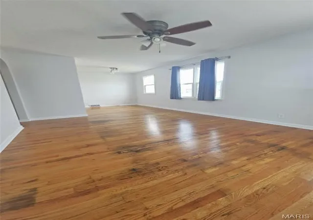 Photo 3 of Single family home for sale at 113 N Abat St, Mexico, MO 65265 | MLS# MIS26033549 | Listing updated on 2026-10-19