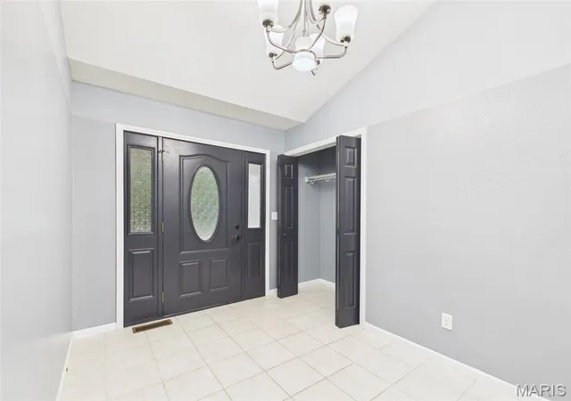 Photo 3 of Single family home for sale at 19567 Landry Ln, Waynesville, MO 65583 | MLS# MIS26034276 | Listing updated on 2026-09-11
