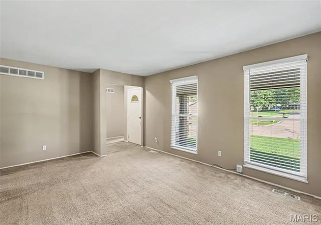 Photo 2 of Single family home for sale at 11952 Cato Dr, Florissant, MO 63033 | MLS# MIS26034489 | Listing updated on 2026-10-02