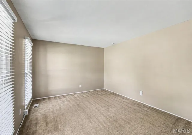 Photo 3 of Single family home for sale at 11952 Cato Dr, Florissant, MO 63033 | MLS# MIS26034489 | Listing updated on 2026-10-02