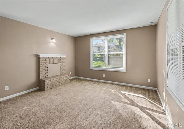 Photo 4 of Single family home for sale at 11952 Cato Dr, Florissant, MO 63033 | MLS# MIS26034489 | Listing updated on 2026-10-02