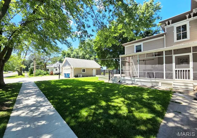 Photo 4 of Single family home for sale at 801 College St, Canton, MO 63435 | MLS# MIS26035030 | Listing updated on 2026-09-10