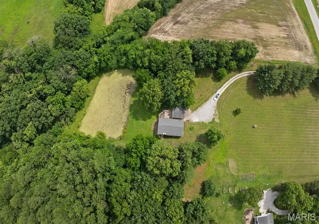 Photo 2 of Single family home for sale at 6300 State Route 4, Worden, IL 62097 | MLS# MIS26035622 | Listing updated on 2026-09-10