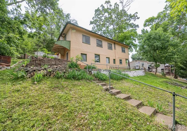 Photo 3 of Single family home for sale at 30032 Oak Knoll, Rocky Mount, MO 65072 | MLS# MIS26036137 | Listing updated on 2026-09-09