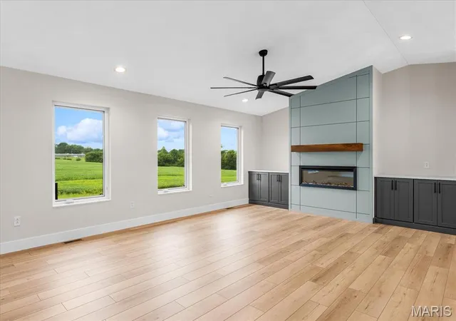 Photo 3 of Single family home for sale at 516 Hayden Dr, Waterloo, IL 62298 | MLS# MIS26036157 | Listing updated on 2026-10-28