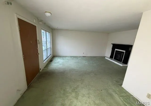Photo 4 of Sale Pending at 4454 San Francisco Ave, St Louis, MO 63115 | MLS# MIS26037424 | Listing updated on 2026-09-10