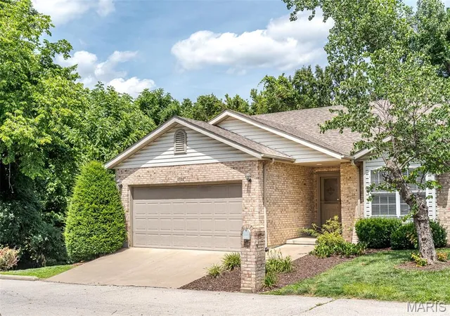 Photo 2 of Condo for sale at 1920 Anna Leah Ln, Washington, MO 63090 | MLS# MIS26038175 | Listing updated on 2026-09-14