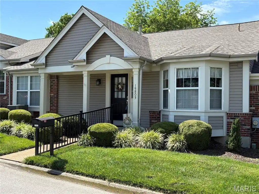 Condo for sale at 15803 Harris Ridge Ct, Chesterfield, MO 63017 | MLS# MIS26038267