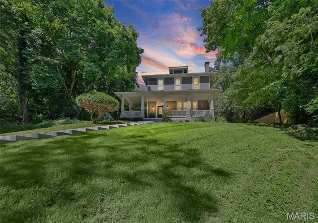 Photo 2 of Single family home for sale at 26 Kingston Dr, Belleville, IL 62223 | MLS# MIS26038878 | Listing updated on 2026-09-11