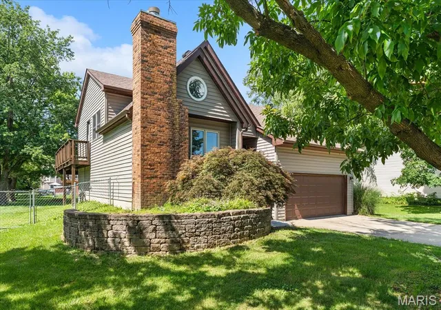 Photo 3 of Single family home for sale at 7342 W Main St, Maryville, IL 62062 | MLS# MIS26038965 | Listing updated on 2026-09-11