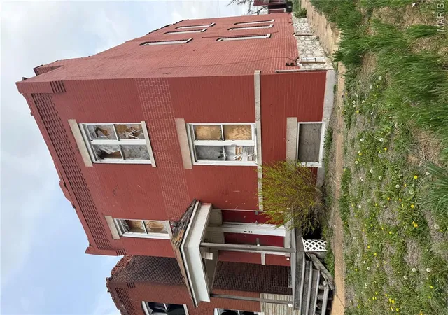 Photo 2 of Multi family home for sale at 4305 Margaretta Ave, St Louis, MO 63115 | MLS# MIS26038996 | Listing updated on 2026-09-14
