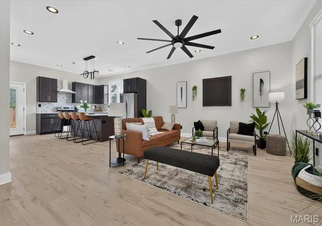 Photo 4 of Single family home for sale at 5588 Bartmer Ave, St Louis, MO 63112 | MLS# MIS26039679 | Listing updated on 2026-10-19