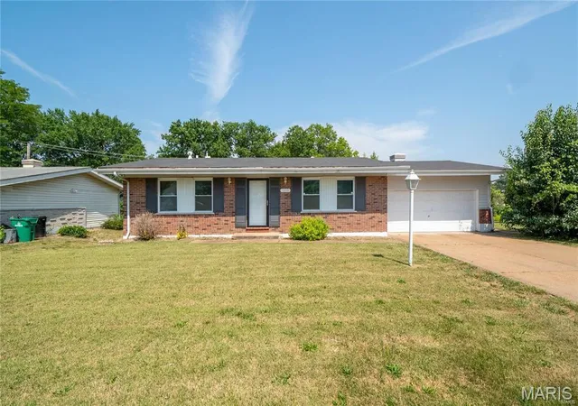 Single family home for sale at 11010 Ebert Dr, Saint Louis, MO 63136 | MLS# MIS26039780