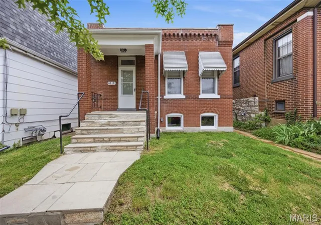 Photo 1 of Single family home for sale at 4319 Eichelberger St, Saint Louis, MO 63116 | MLS# MIS26039923 | Listing updated on 2026-09-29
