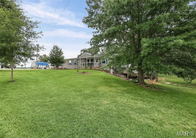 Photo 3 of Single family home for sale at 6360 South Fork Rd, Red Bud, IL 62278 | MLS# MIS26039926 | Listing updated on 2026-09-11