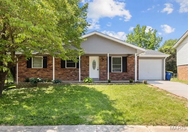 Photo 1 of Single family home for sale at 2380 Wharton Ct, Florissant, MO 63031 | MLS# MIS26040769 | Listing updated on 2026-09-13