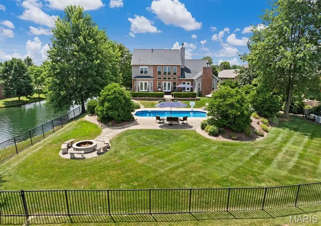 Photo 2 of Single family home for sale at 3534 S Arbor Lake Dr, Edwardsville, IL 62025 | MLS# MIS26040815 | Listing updated on 2026-09-11
