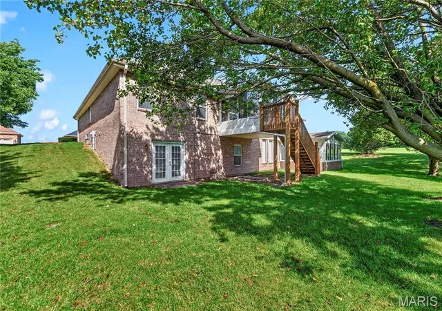 Photo 4 of Sale Pending at 3201 Bear Tracks Dr, Wentzville, MO 63385 | MLS# MIS26041475 | Listing updated on 2026-09-14