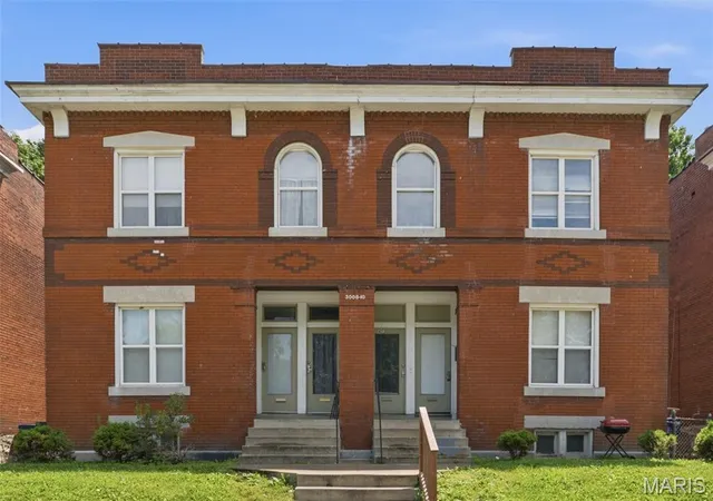 Multi family home for sale at 3008 Henrietta St, St Louis, MO 63104 | MLS# MIS26041619