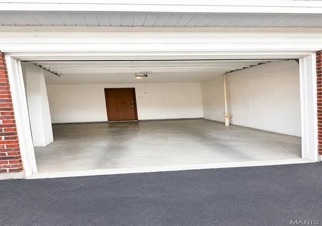 Photo 3 of Condo for sale at 234 Carriage Ct, Washington, MO 63090 | MLS# MIS26041966 | Listing updated on 2026-09-15