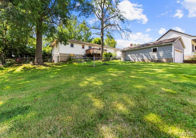 Photo 4 of Single family home for sale at 205 Gardner St, Columbia, IL 62236 | MLS# MIS26042436 | Listing updated on 2026-10-17