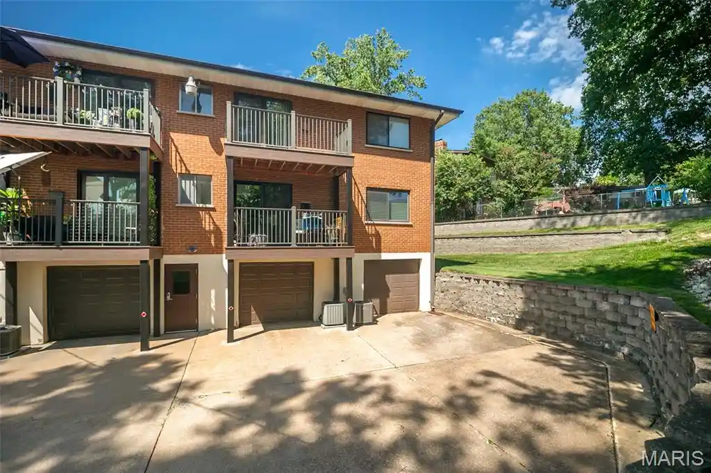 Listing Photo 16 - Condo for sale in 7814 Sunray Ln located at 7814 Sunray Ln, Crestwood, MO 63123 - Unit 7814 Sunray Ln