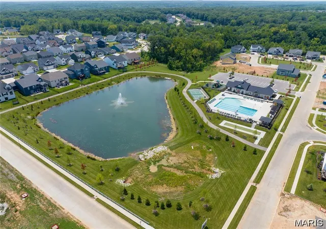 Photo 4 of Townhouse for sale at 128 Mora Blvd #450-505, O'fallon, MO 63368 | MLS# MIS26042777 | Listing updated on 2026-09-14