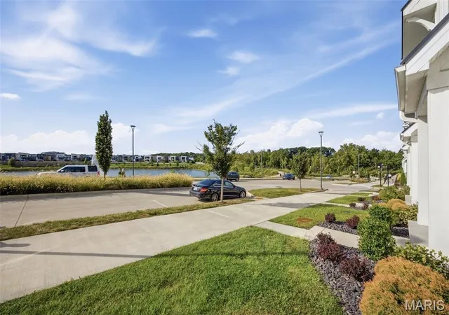 Photo 3 of Townhouse for sale at 16514 Honey Locust Dr, Wildwood, MO 63005 | MLS# MIS26042866 | Listing updated on 2026-09-15