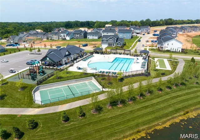 Photo 2 of Townhouse for sale at 122 Mora Blvd #450-502, O'fallon, MO 63368 | MLS# MIS26043114 | Listing updated on 2026-09-14