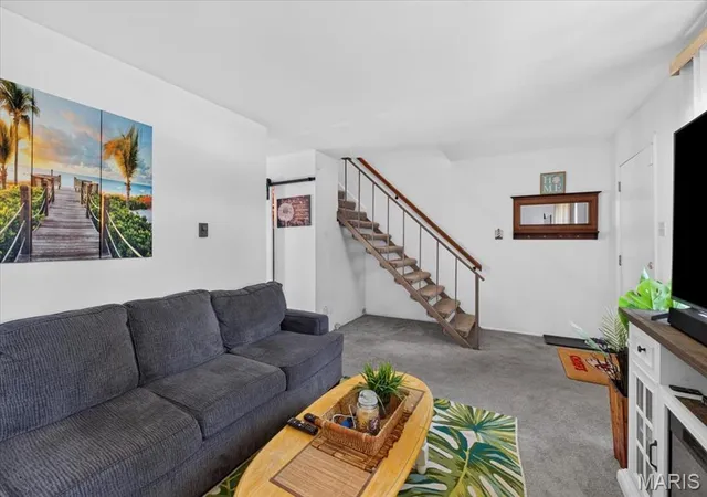 Photo 2 of Townhouse for sale at 9191 Villaridge Ct, Saint Louis, MO 63123 | MLS# MIS26043466 | Listing updated on 2026-09-15