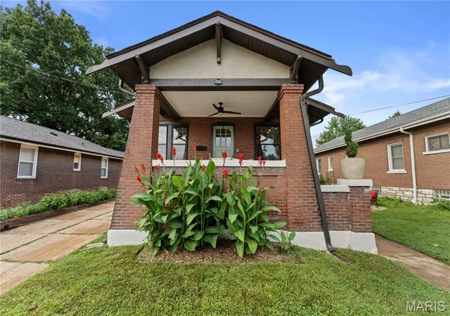 Photo 1 of Sale Pending at 7281 Gayola Pl, Saint Louis, MO 63143 | MLS# MIS26043934 | Listing updated on 2026-09-15