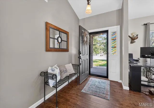 Photo 2 of Sale Pending at 323 Mason Glen Dr, Lake Saint Louis, MO 63367 | MLS# MIS26043960 | Listing updated on 2026-09-14