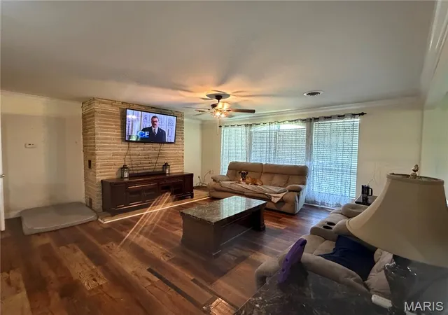 Photo 1 of Single family home for sale at 2707 N Service Rd, St Clair, MO 63077 | MLS# MIS26044046 | Listing updated on 2026-09-10