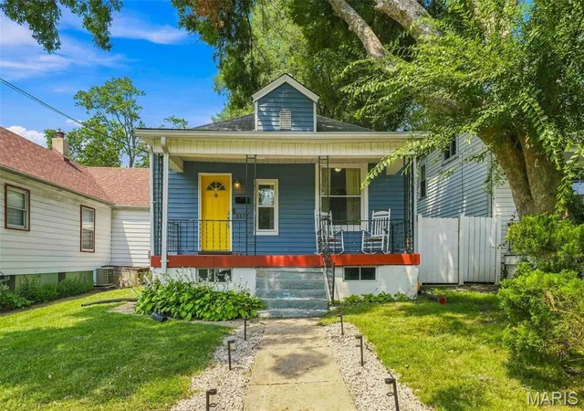 Photo 1 of Single family home for sale at 6807 Dale Ave, Saint Louis, MO 63139 | MLS# MIS26044126 | Listing updated on 2026-10-13