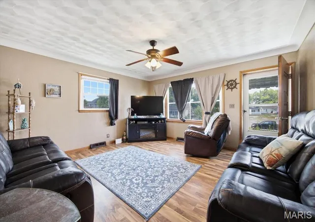 Photo 4 of Single family home for sale at 706 Main, Keyesport, IL 62253 | MLS# MIS26044607 | Listing updated on 2026-10-08