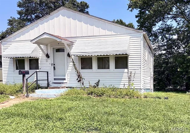 Photo 2 of Single family home for sale at 8 Lindner Ln, Union, MO 63084 | MLS# MIS26045074 | Listing updated on 2026-09-08