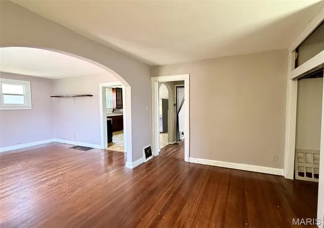Photo 3 of Single family home for sale at 8 Lindner Ln, Union, MO 63084 | MLS# MIS26045074 | Listing updated on 2026-09-25