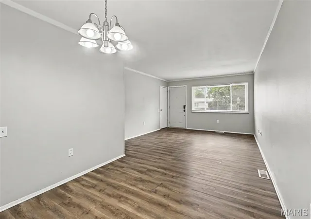 Photo 3 of Single family home for sale at 2640 Suffolk Pl, Florissant, MO 63033 | MLS# MIS26045147 | Listing updated on 2026-10-05