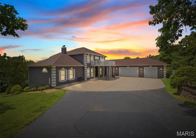 Photo 2 of Sale Pending at 1a Rockwood Forest Vw, Wildwood, MO 63025 | MLS# MIS26045182 | Listing updated on 2026-10-17