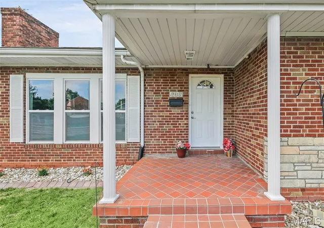 Photo 4 of Single family home for sale at 2917 Louisiana Blvd, East St Louis, IL 62205 | MLS# MIS26045260 | Listing updated on 2026-09-14