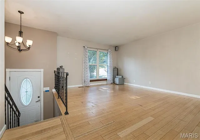 Photo 3 of Sale Pending at 2120 Devonshire Dr, Imperial, MO 63052 | MLS# MIS26045263 | Listing updated on 2026-09-14