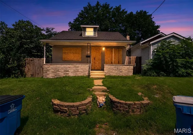 Photo 1 of Single family home for sale at 409 W Holden Ave, Saint Louis, MO 63125 | MLS# MIS26045793 | Listing updated on 2026-09-11