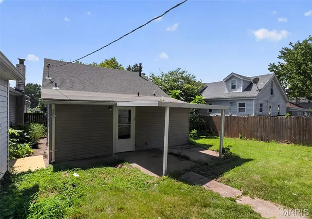 Photo 3 of Single family home for sale at 409 W Holden Ave, Saint Louis, MO 63125 | MLS# MIS26045793 | Listing updated on 2026-09-11