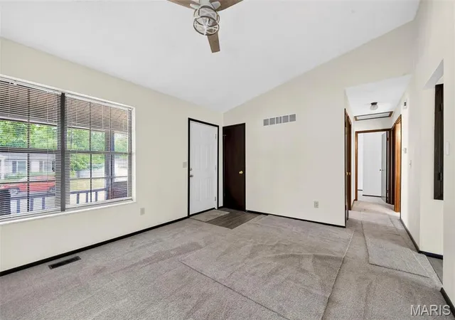 Photo 4 of Sale Pending at 2305 Amarillo Dr, O Fallon, MO 63368 | MLS# MIS26045798 | Listing updated on 2026-09-13