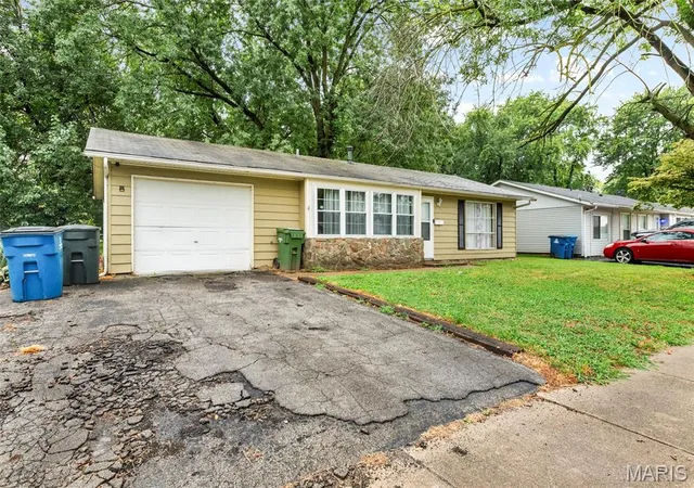 Photo 2 of Single family home for sale at 2516 Northbridge Ct, Granite City, IL 62040 | MLS# MIS26045893 | Listing updated on 2026-09-14